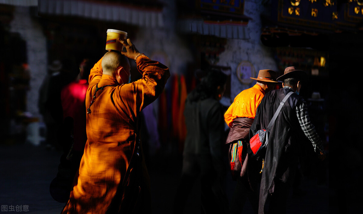 人的运势是阶段性的十年一大运,人生大运的四大忌