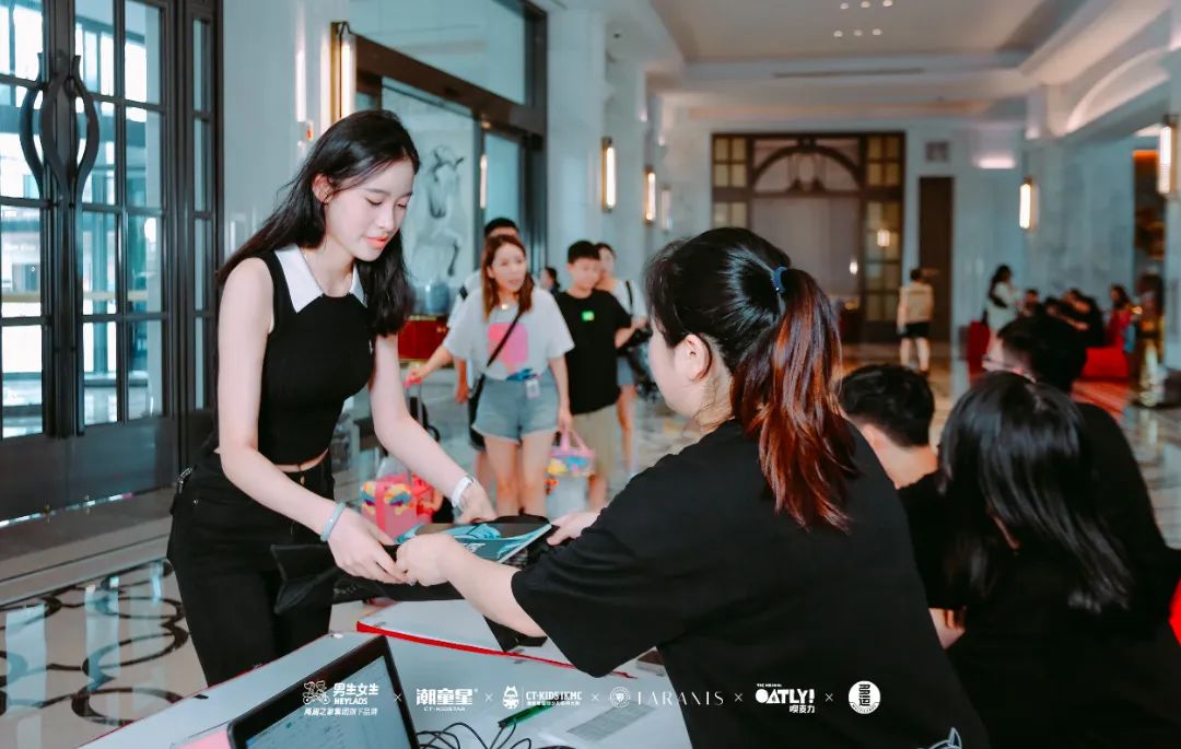 花絮曝光！男生女生第九届潮童星国赛成功靠的就是