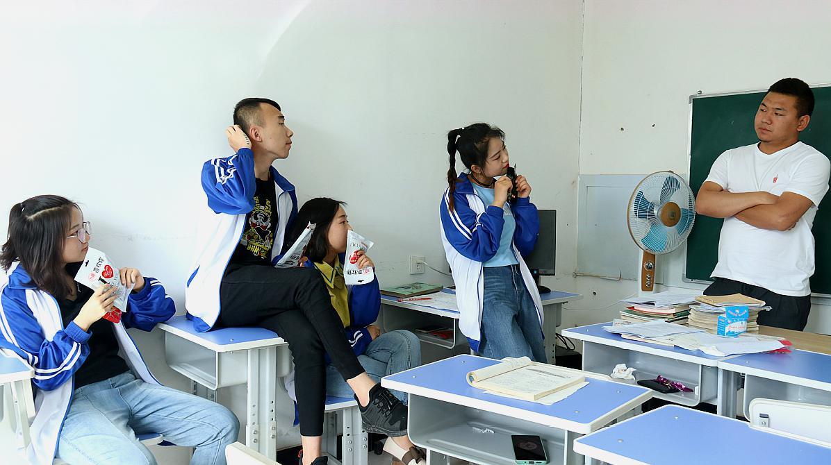 孩子遇到坏老师怎么办,孩子遇到一个坏老师怎么样