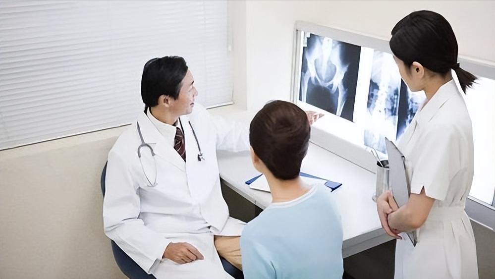 高考女生吃避孕药有副作用,高考女生需要吃抑制姨妈的药物吗