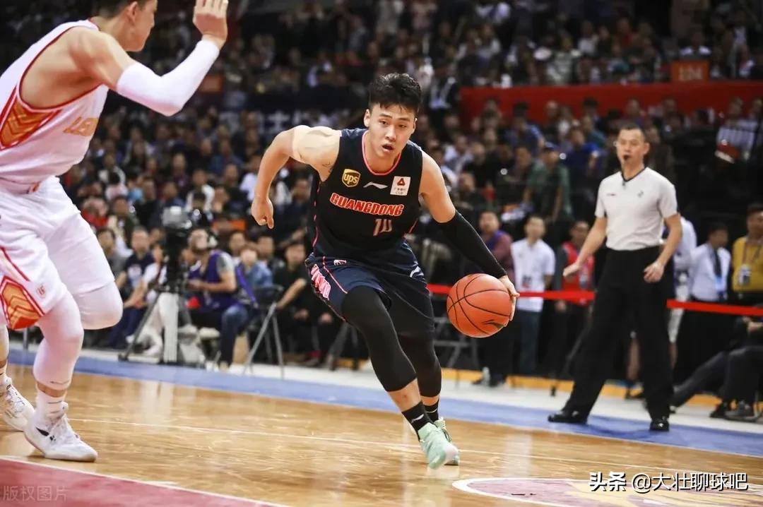 王哲林转会全部视频,王哲林赵睿最新消息