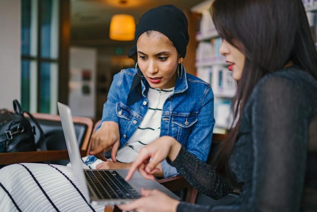 银行正式员工一年收入有多少,银行一般员工收入待遇