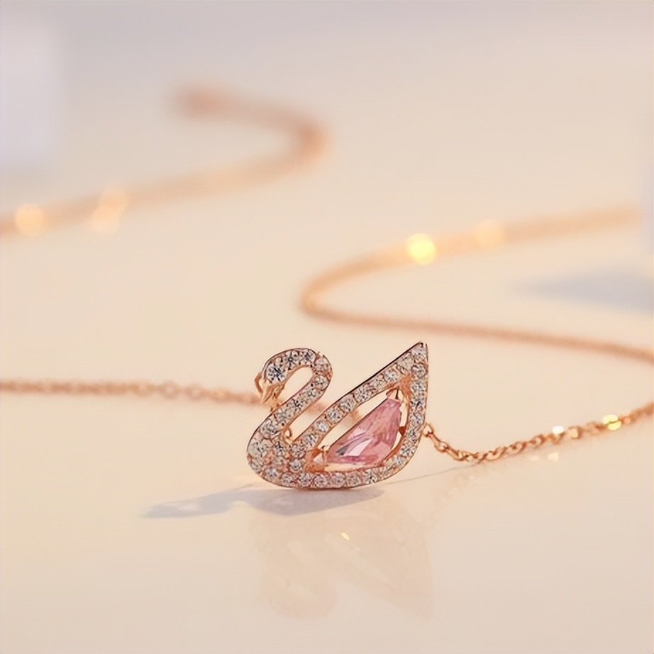 七夕节如何正确秀恩爱,七夕怎么过都在秀恩爱晒礼物