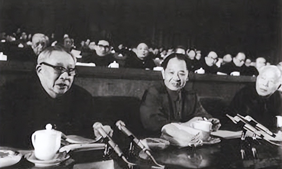 中泰建交历史,中泰建交时泰国送给我们什么国宝