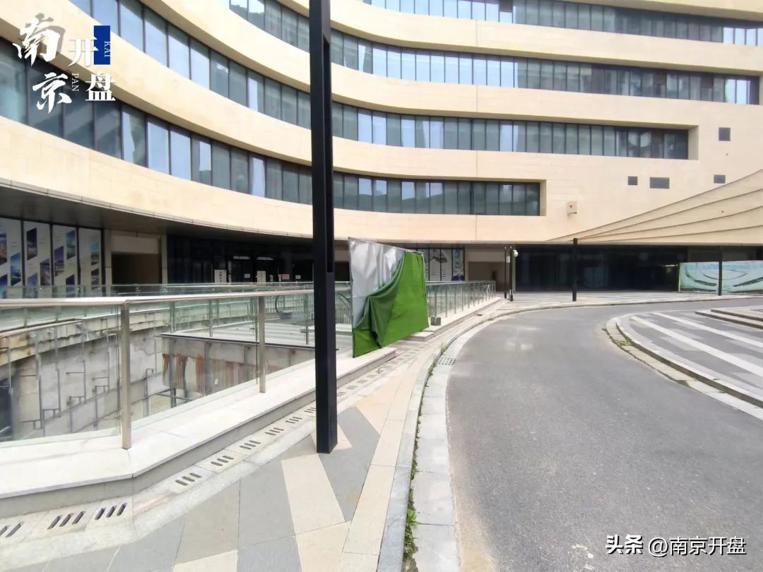 迟到2年！南京这个商场一拖再拖，最新实探曝光