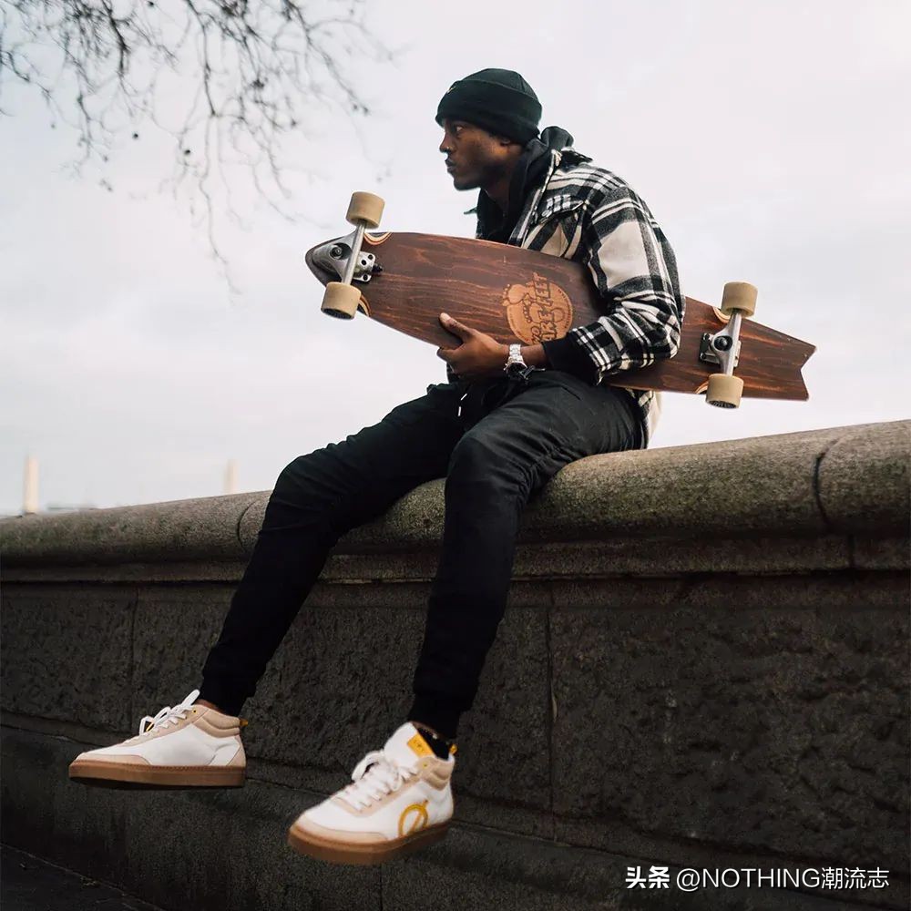 不想穿皮鞋黑色板鞋推荐,不想穿耐克阿迪买什么鞋子