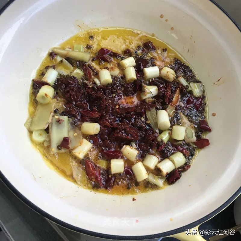 麻辣黑鱼炖豆腐做法,网红黑鱼炖豆腐