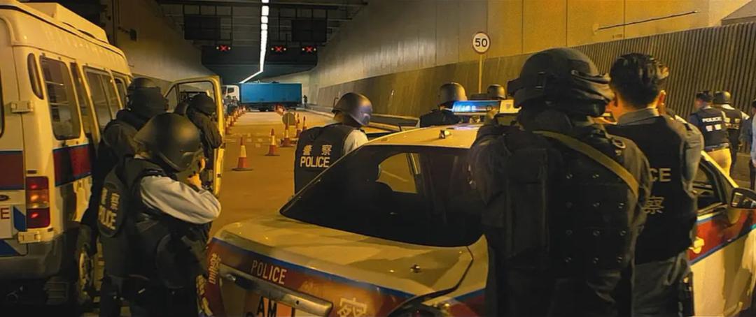 无间道另外一个版本结尾,无间道三部里面最出彩的人物