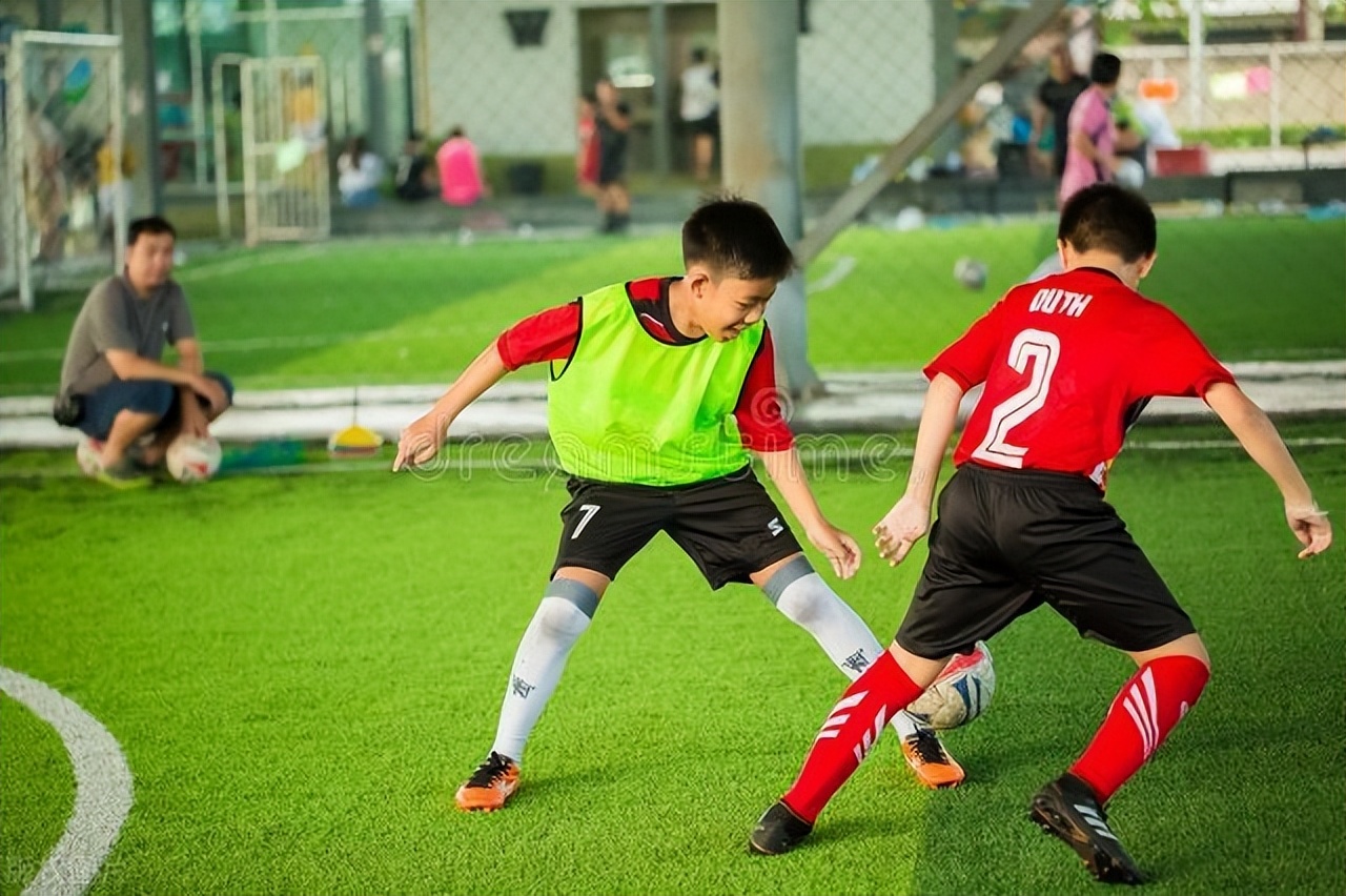 足球是什么样子图片大全,足球什么样子算有基础