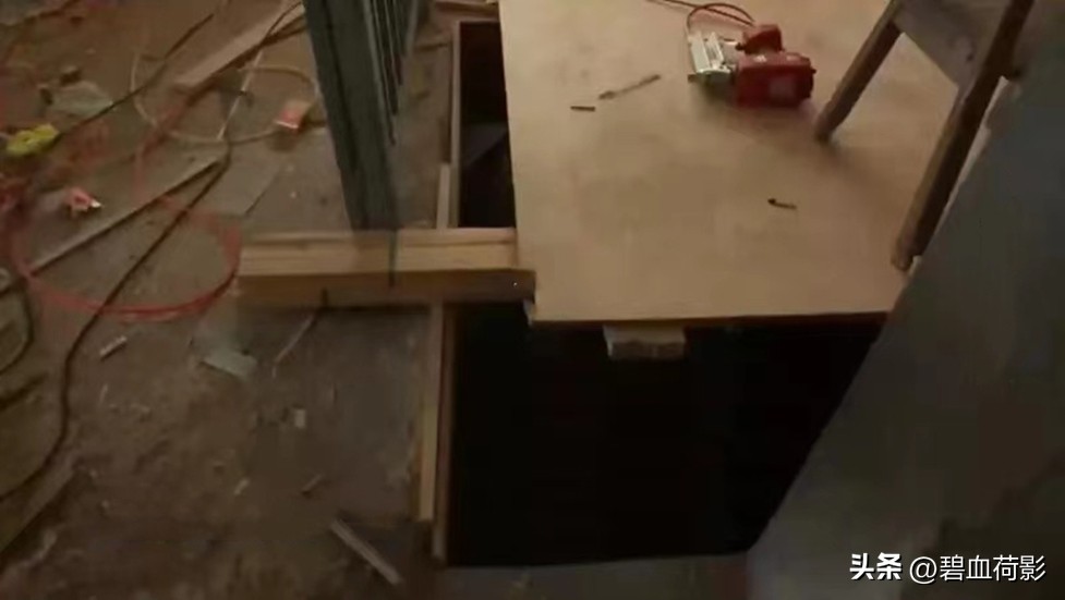 老人入室捡废品摔死判决结果,老人进别人家捡废品摔死