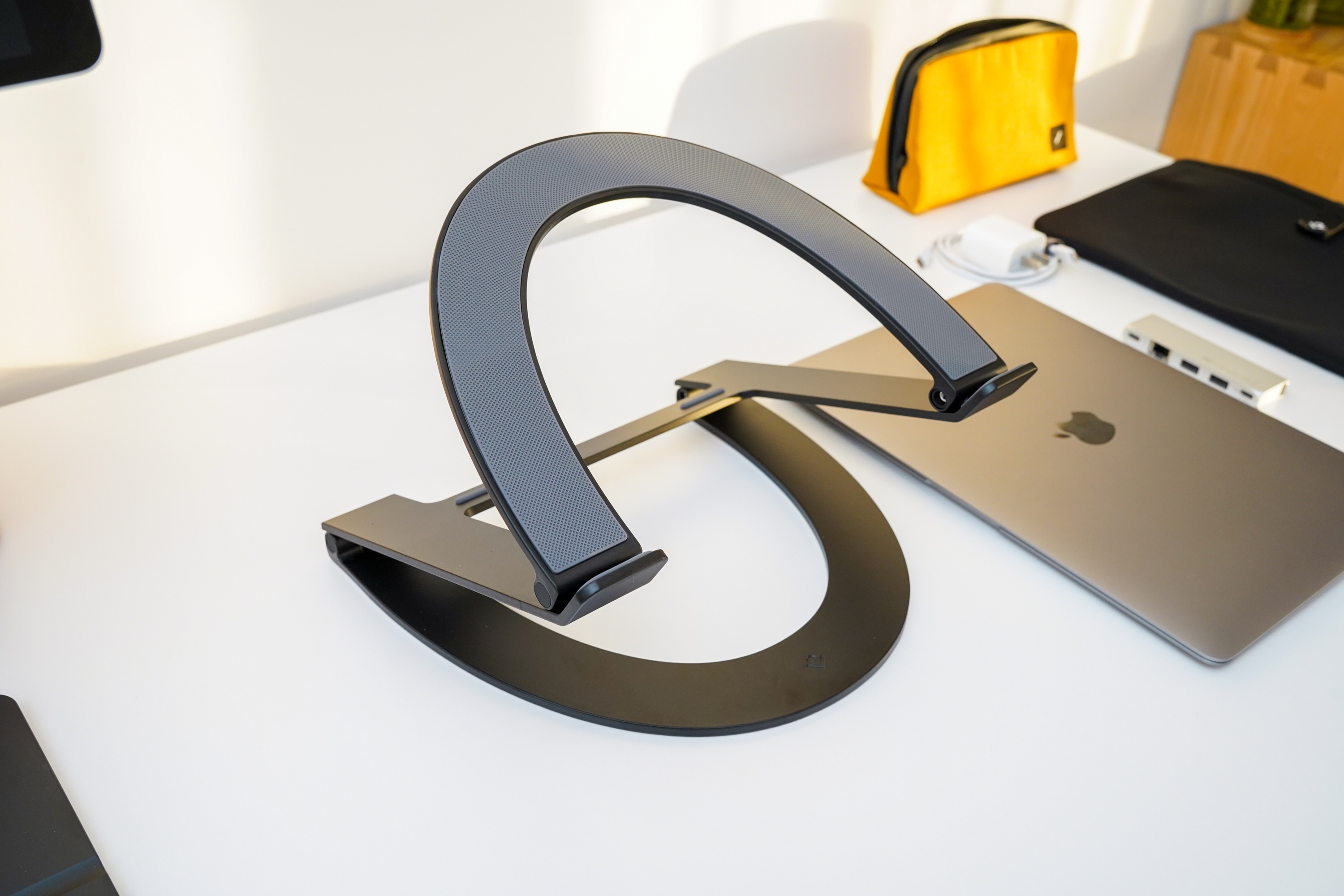 如何低价入手苹果产品？省下的钱足可购买这些苹果顶级配件！