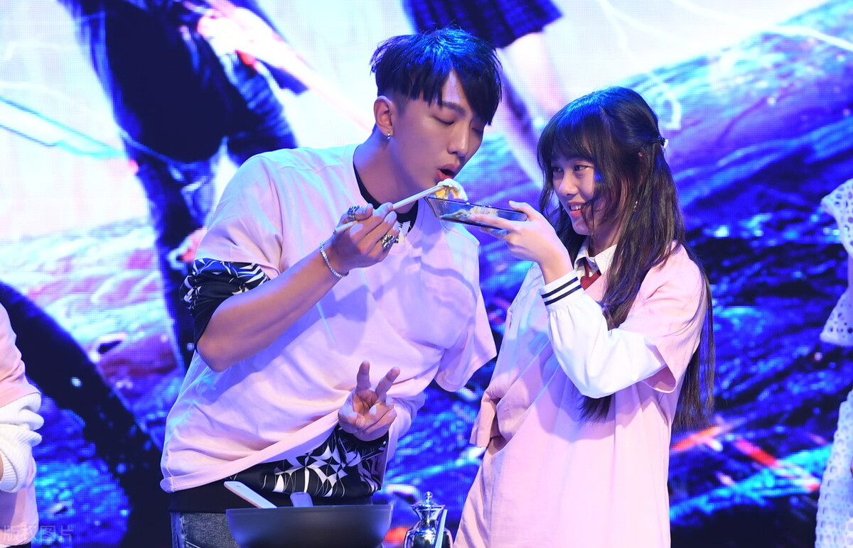 终极一班:重生成雷克斯,终极一班雷克萨斯之手