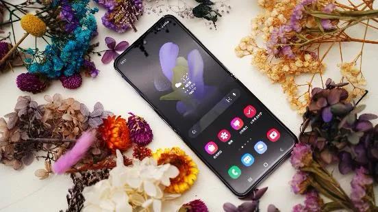 三星galaxyzflip4创意,沉浸式体验三星galaxyzflip4