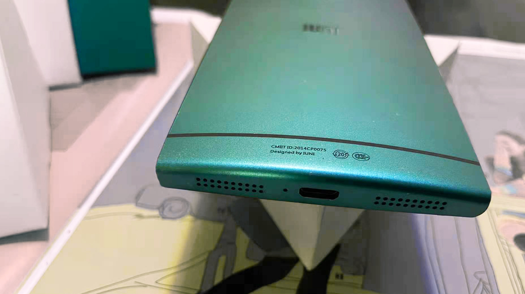 ‌旗舰手机变老人机，二手iuniu2体验日志，第三方系统确实好用