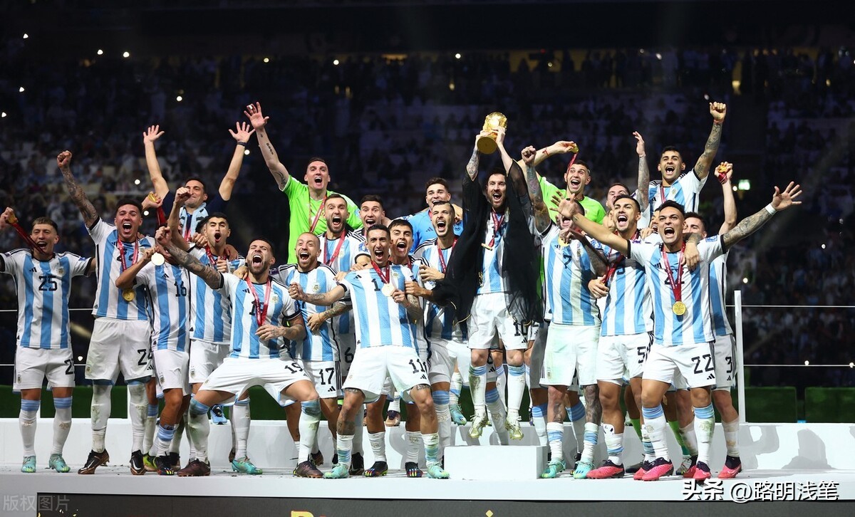 梅西阿根廷世界杯2022决赛,梅西带领巴萨欧冠夺冠