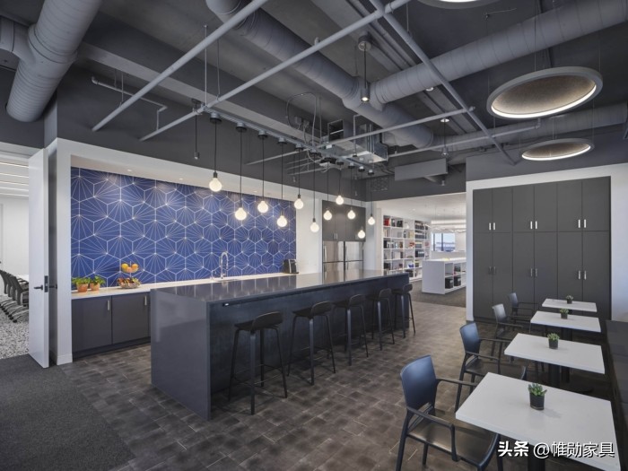 WESOME丨建筑工程公司—办公家具工程配套方案