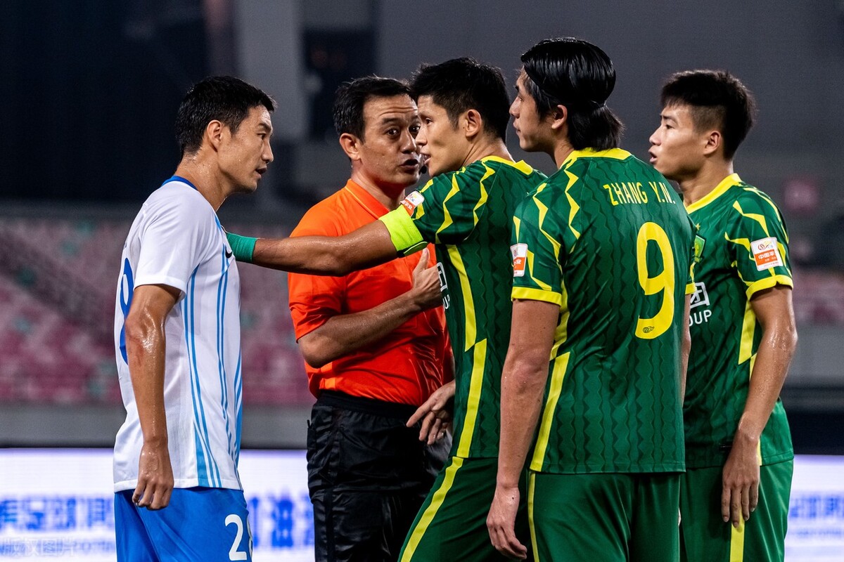 杨帆告别天津津门虎国家队,京津德比杨帆