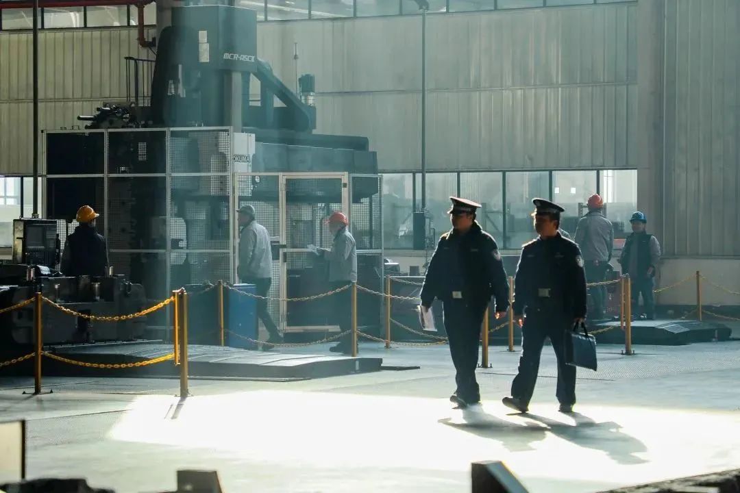 警企融合显成效,警企携手共发展