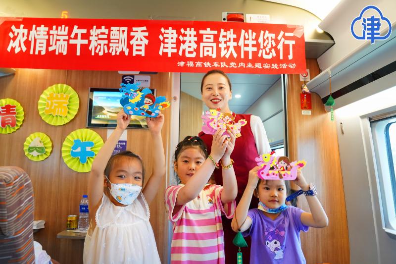 天津哪条公路风景最美,天津一道美丽的风景线