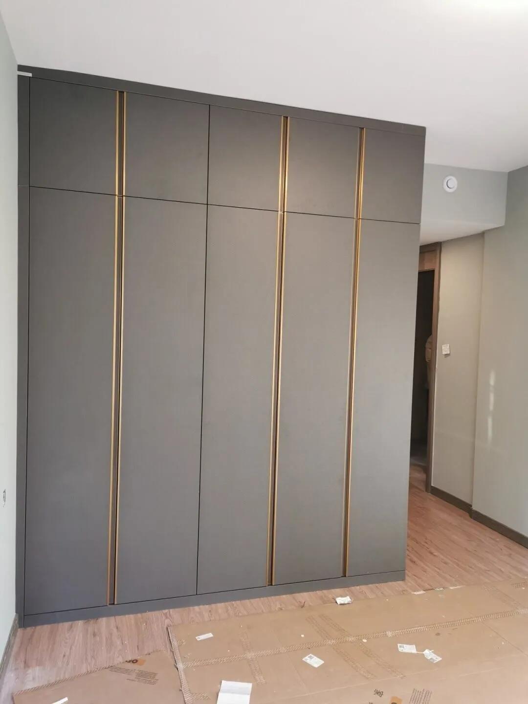 高光衣柜柜门款式大全,30款轻奢风格衣柜