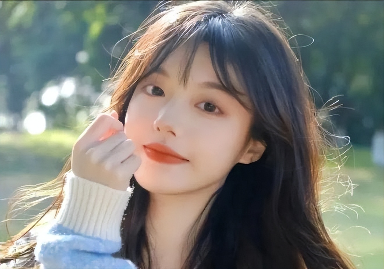 高情商男人“拴住”女人心的方法：6个方面不主动