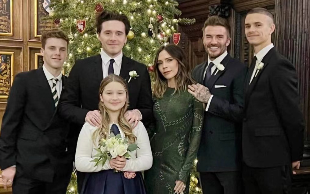 维多利亚贝克汉姆几段婚姻,贝克汉姆和维多利亚的爱情波折