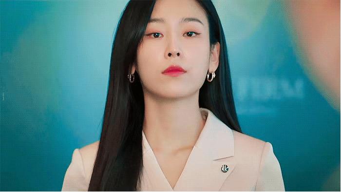 这才是大女主该有的气场,韩剧珠宝搭配