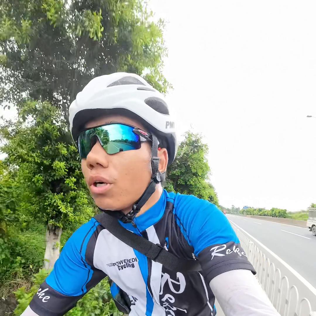 今天骑行挑战百公里，虎头蛇尾，失败告终，我坦然接受！骑...