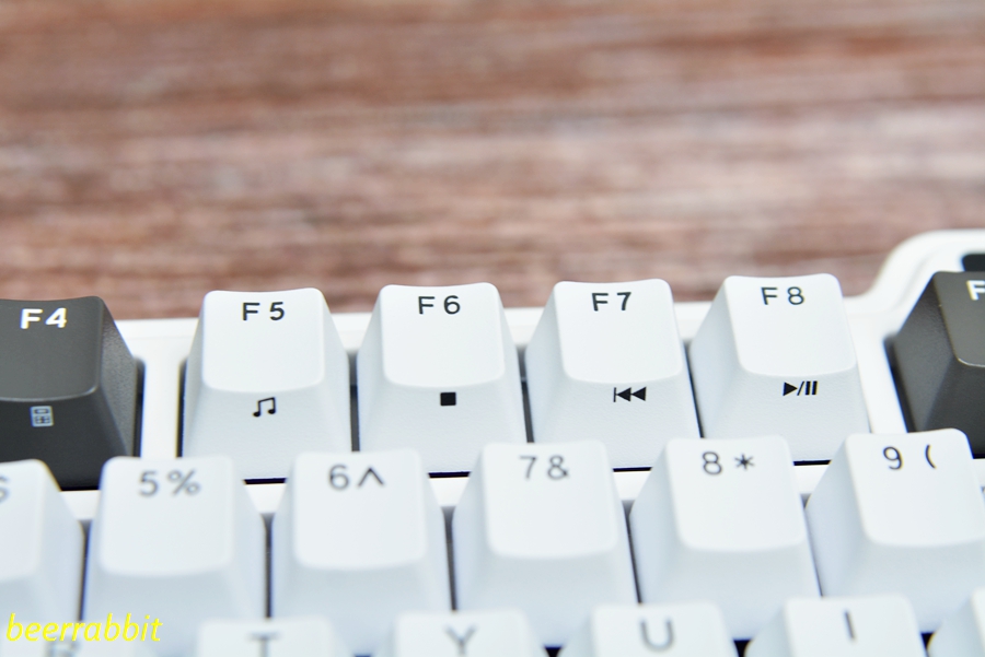 强上加强珂芝K75三模机械键盘与TTC钢铁轴的联合