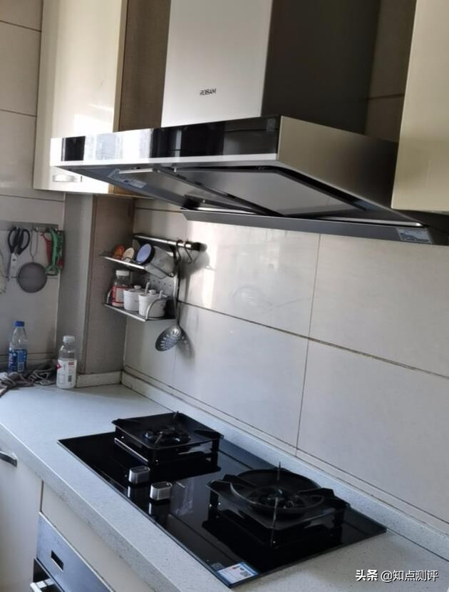 老板吸油烟机8329型号多少钱,老板油烟机8633s型号价格是多少