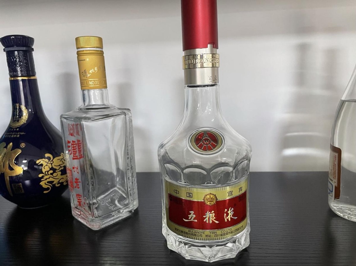 中国白酒十二大标准样香型详解,白酒品鉴基本知识