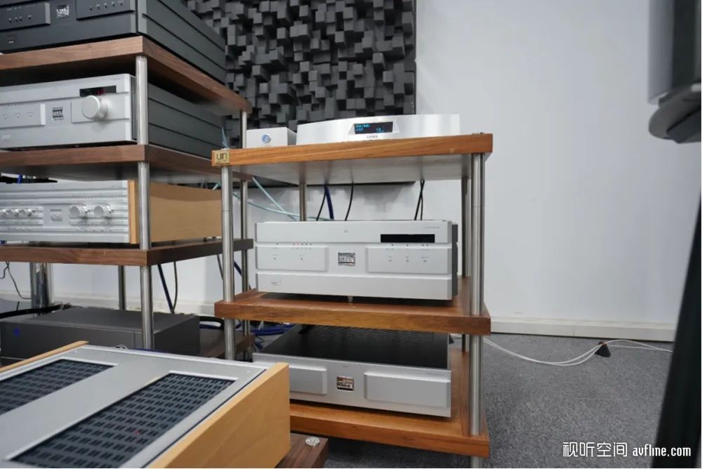 鍙戠儳澶у笀鎺㈠簵,浼楄揪褰遍煶