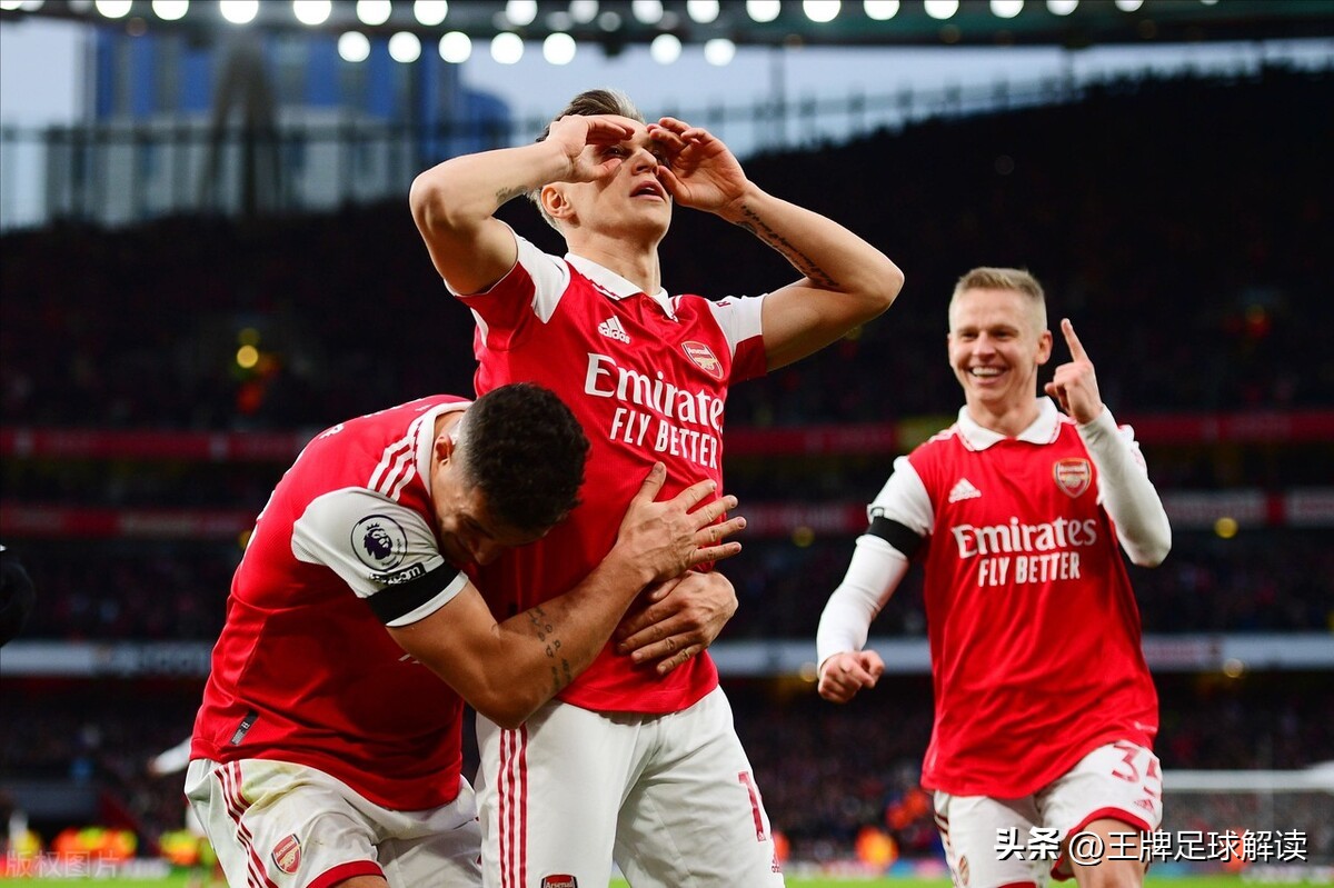 克洛普刚加入利物浦长枪短炮,克洛普瓜迪奥拉交手