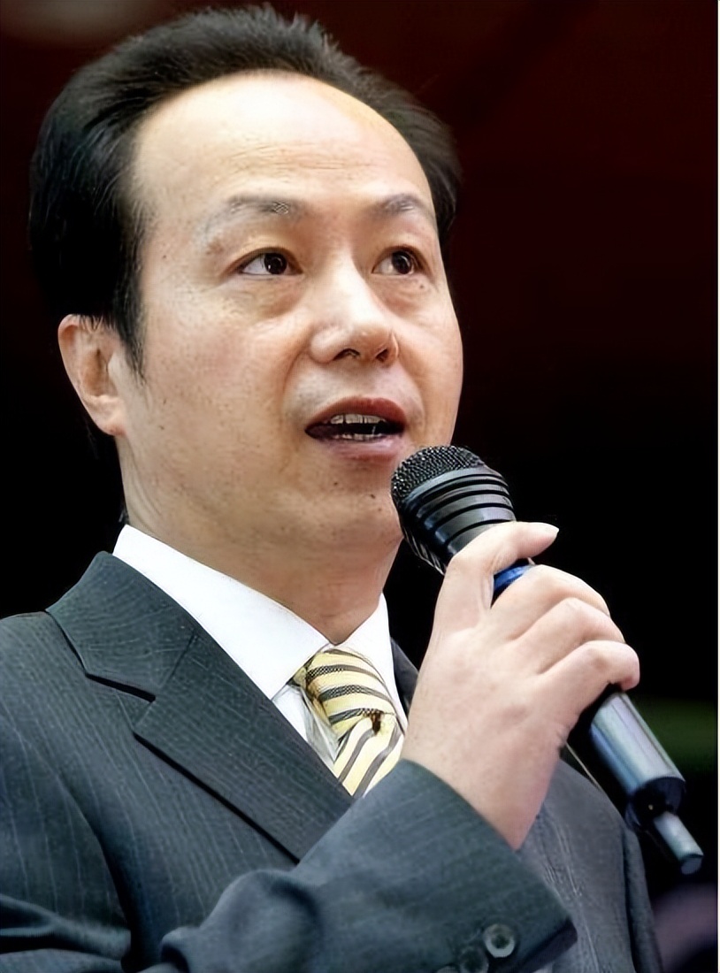 央视6位主持人因癌症英年早逝,电视台主持人得癌症的多为什么