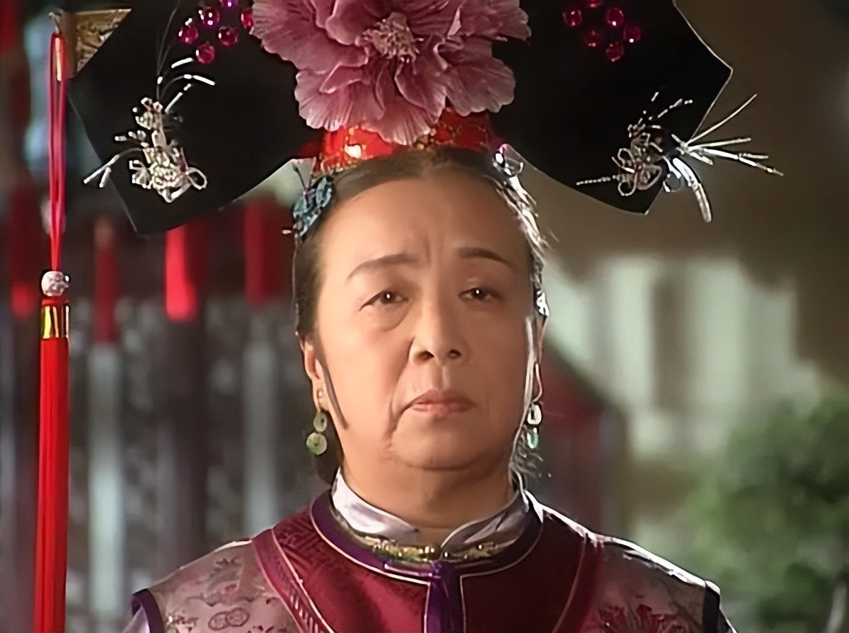 尔康在还珠格格中的地位高吗,还珠格格主演都有谁