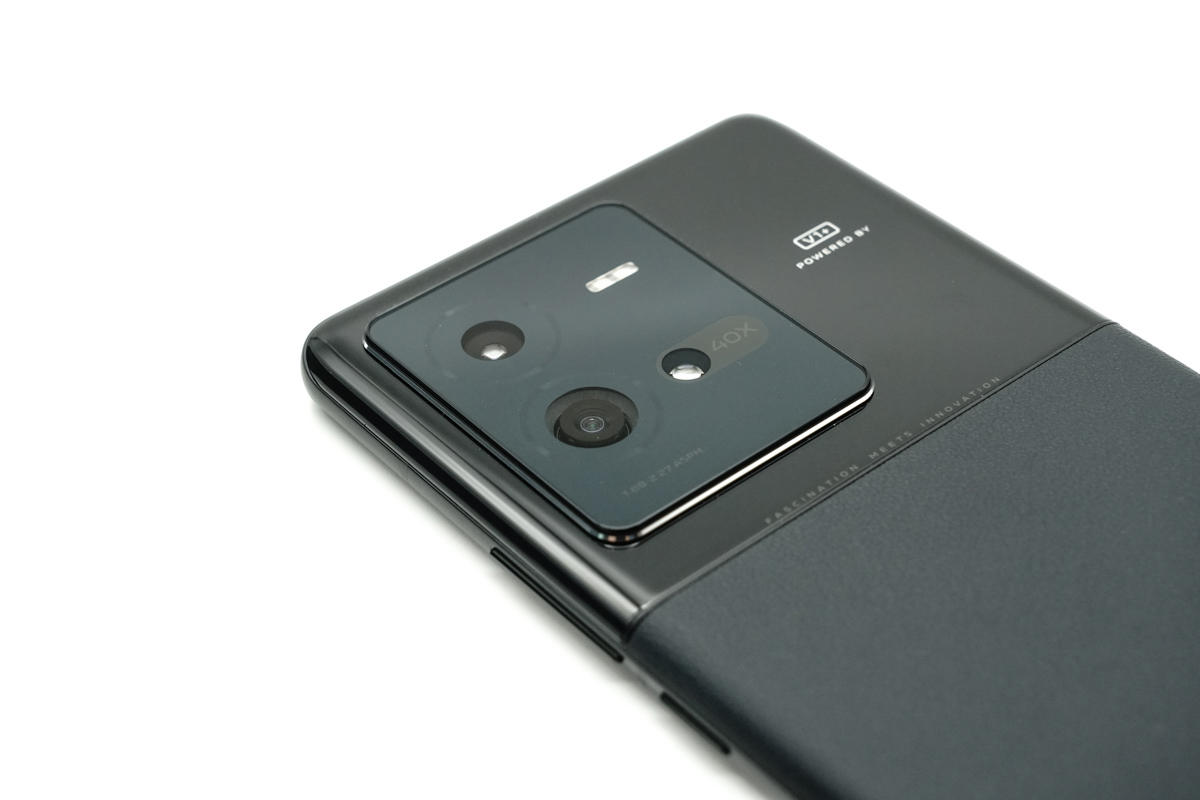 iqoo10pro200w快充小白测评,iqoo10pro测评200w快充究竟有多快