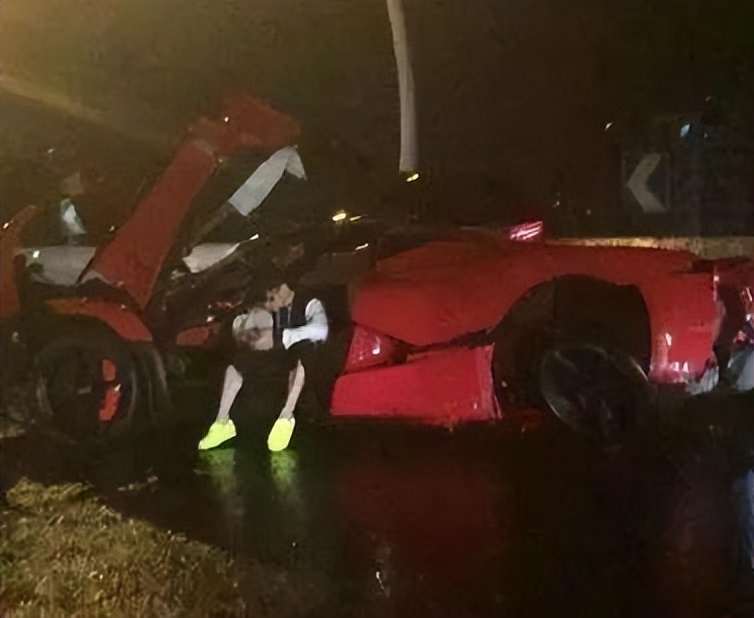 秦奋跟韦雪怎么认识的,富二代秦奋和韦雪的关系