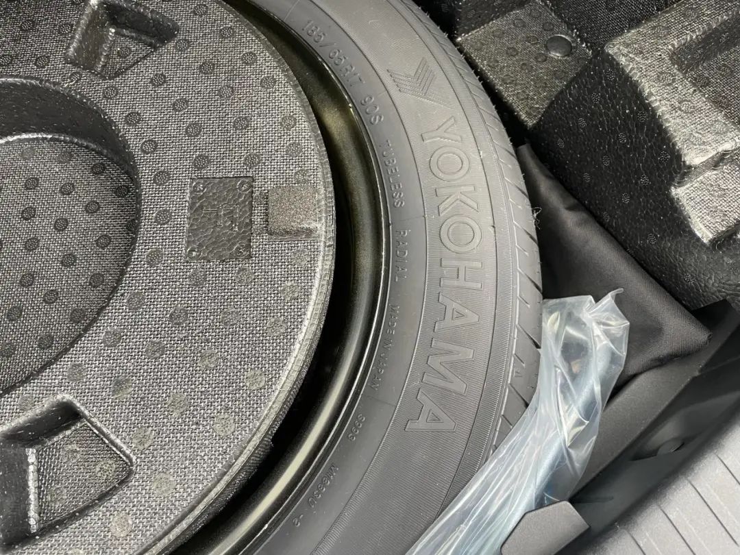 斯巴鲁crosstrek旭豹24款,斯巴鲁crosstrek旭豹对比森林人