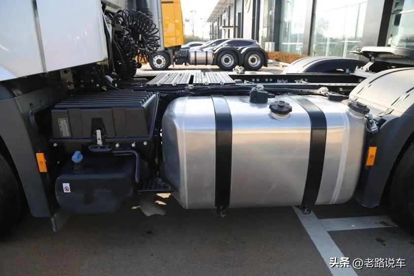 奔驰actros2653测评,国产奔驰重卡actros优享版