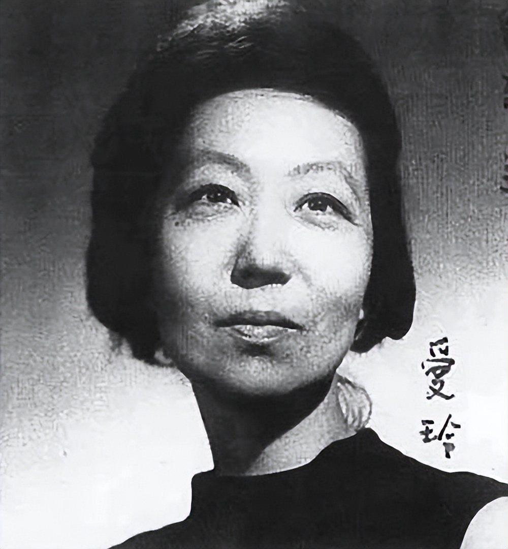 张爱玲晚年老是搬家住哪,张爱玲为什么老是搬家