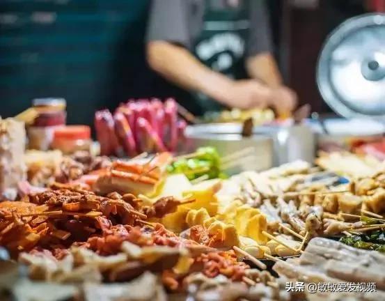 适合摆地摊的火爆生意美食,地摊小吃创业100个小技巧