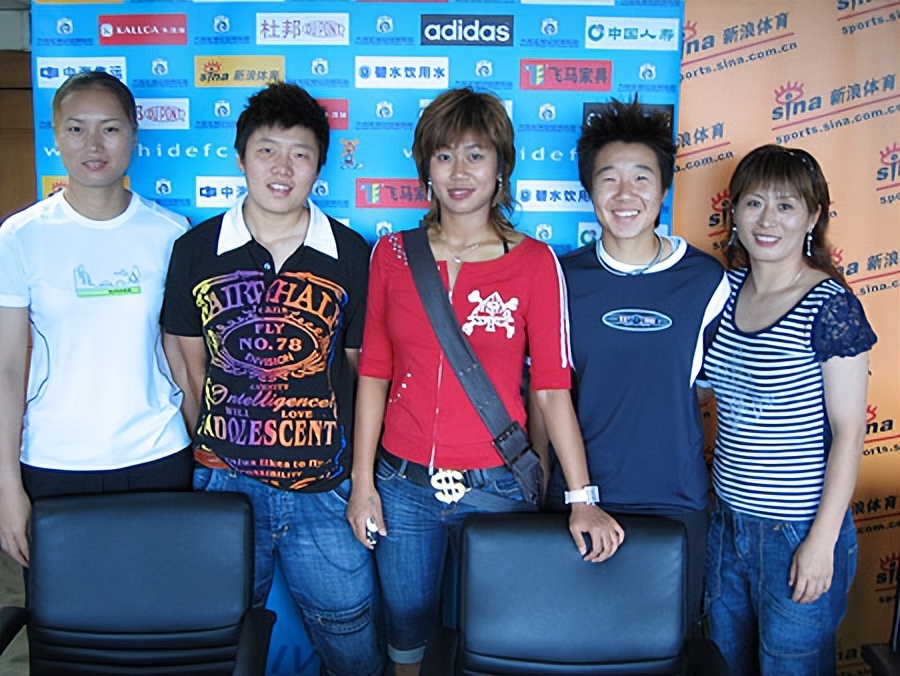 王霜与韩端马晓旭谁技术更全面,2006女足亚洲杯中国夺冠