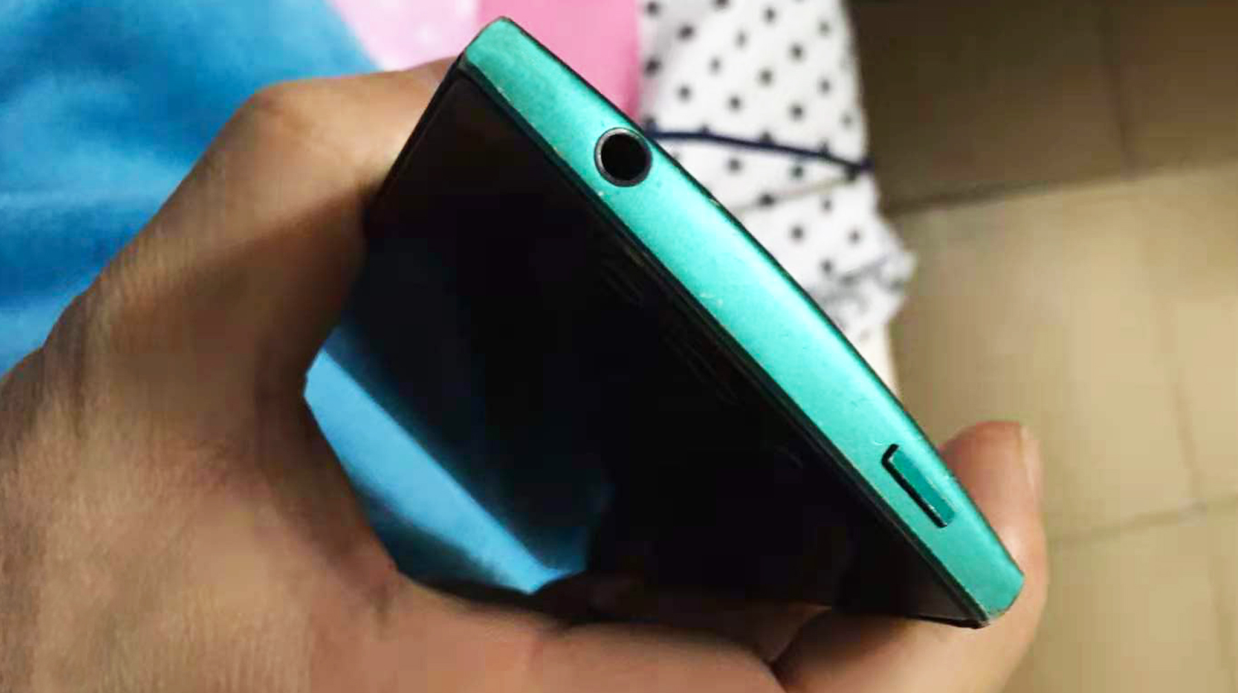 ‌旗舰手机变老人机，二手iuniu2体验日志，第三方系统确实好用