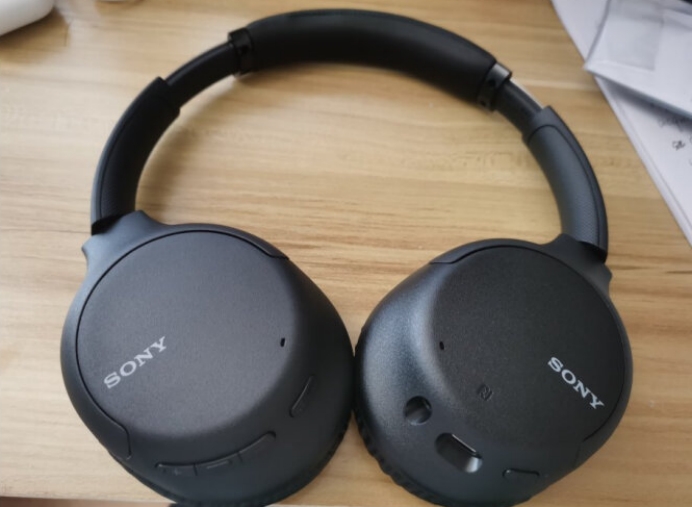 头戴式蓝牙耳机降噪高音质联想,头戴式蓝牙耳机降噪带呼吸灯