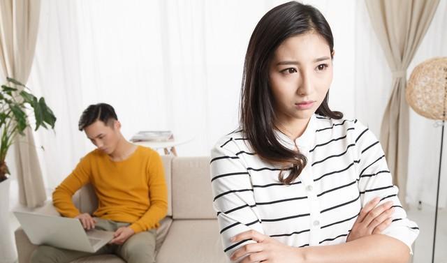 月子岳母惊现弟媳,丈夫痛哭失财失爱