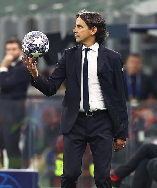 曼城天才小将视频,曼城19岁的天才