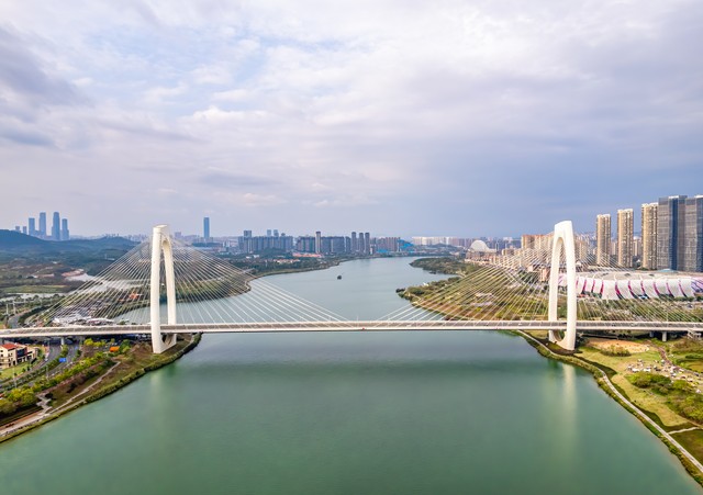 南宁购买商铺个人经历,现在南宁买商铺还挣钱吗