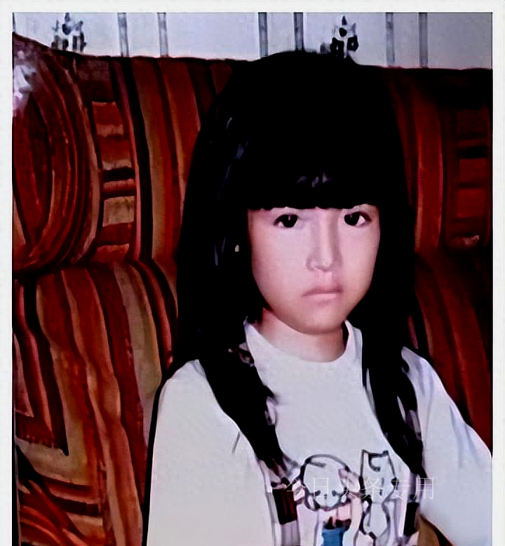 早年大尺度戏,为博出位全裸出镜,一脱成名的她到底有多少黑料?