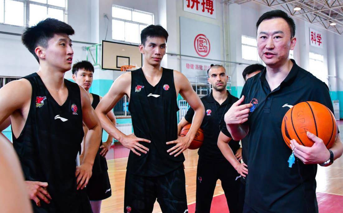 cba山东队主帅丁伟最新资讯,cba最新消息丁彦雨航