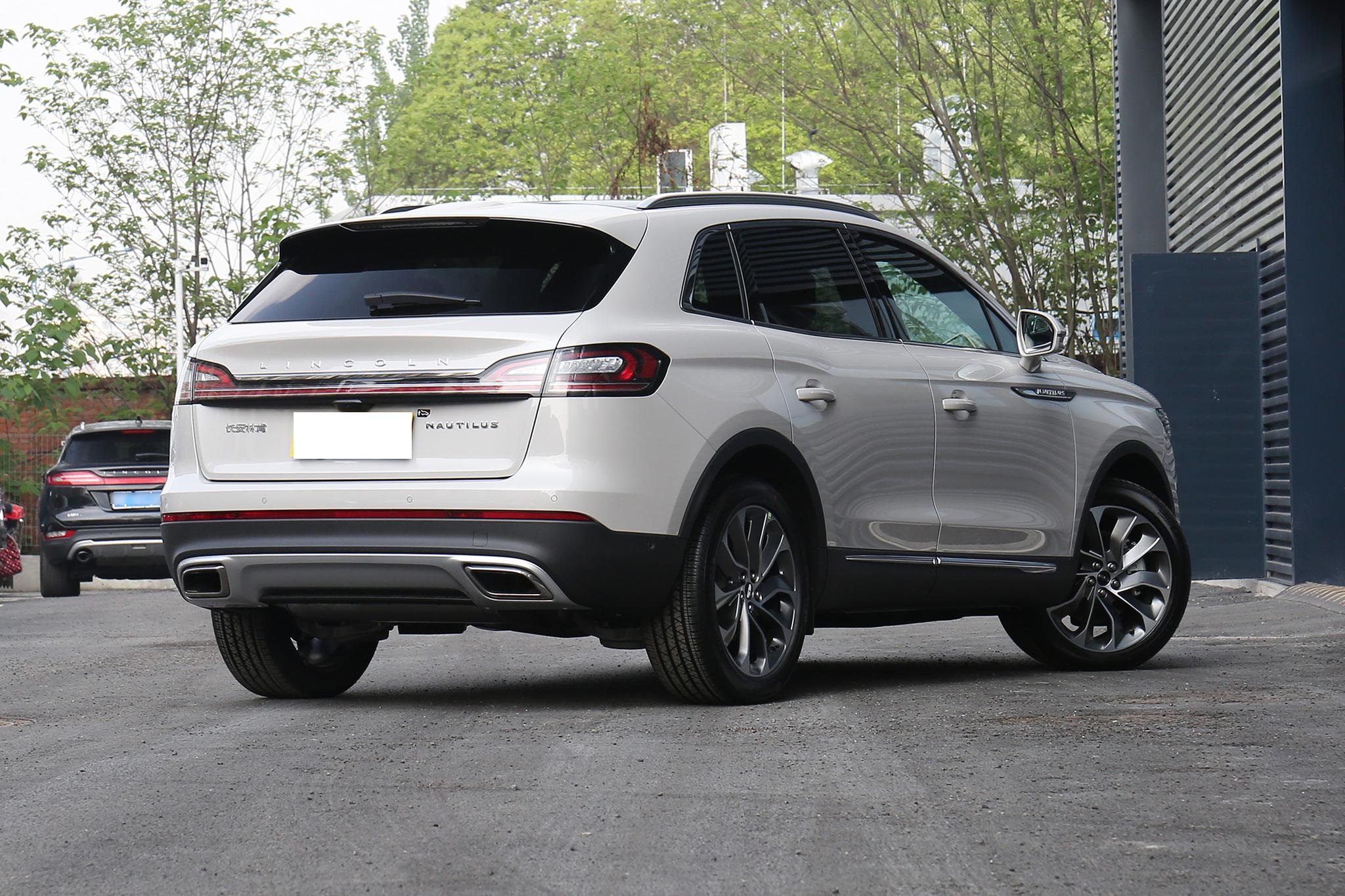 15万2.0t+8at的合资suv,十几万2.0t加9at的合资suv